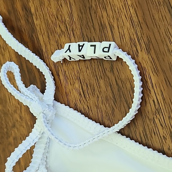 Aerie one piece swim bottom new w/ tags excellent condition size Xs white - Picture 2 of 6
